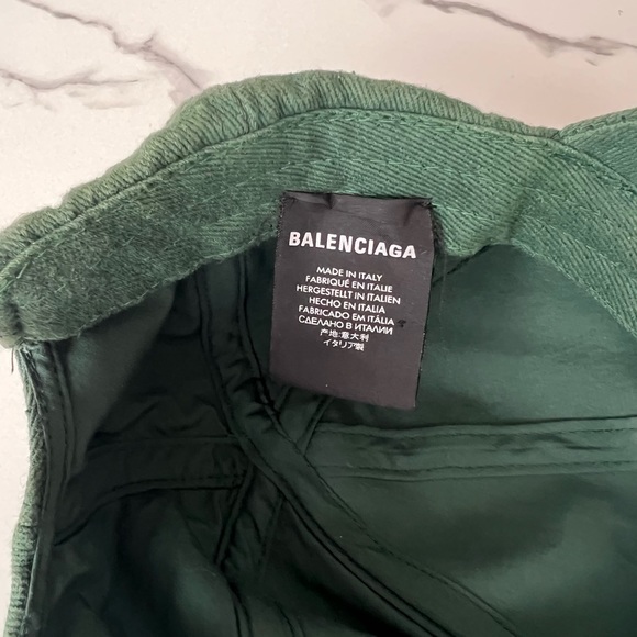 Balenciaga hat, worn once. Like new condition. - Picture 3 of 3
